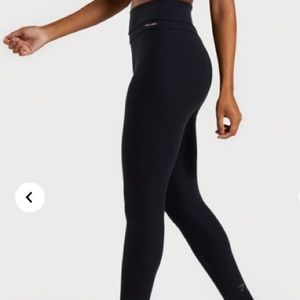 Whitney Simmons x Gymshark black leggings
